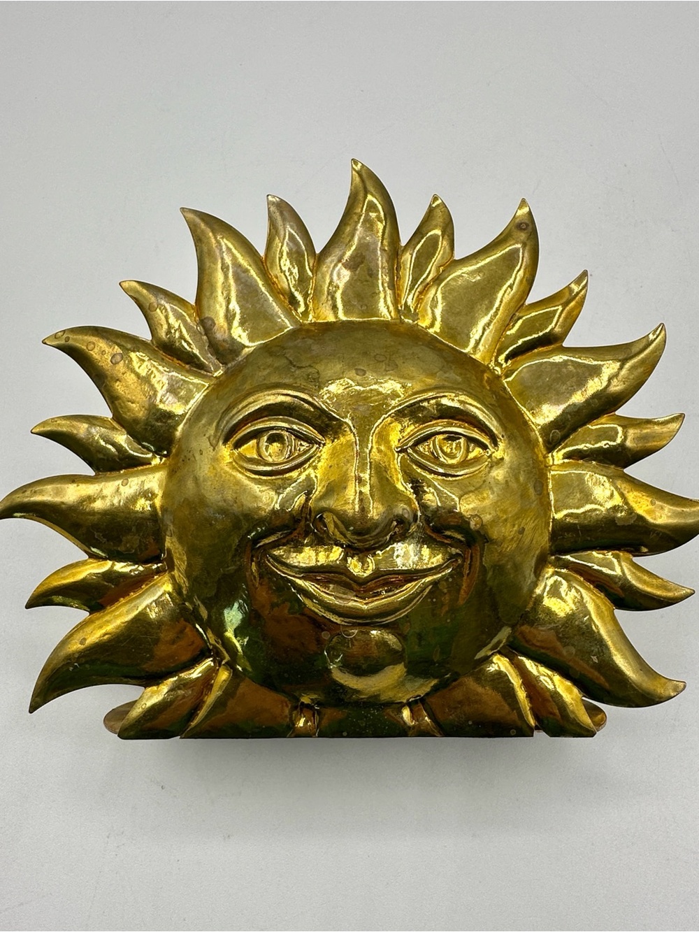 Golden Sunshine Face Metal Napkin / Letter Holder - Picture 6 of 11
